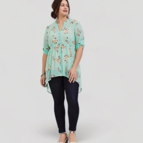 Torrid Floral Chiffon Hi- Low Baby Doll Tunic Blouse - Picture 4 of 5